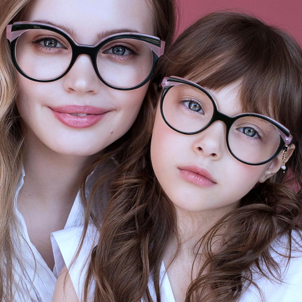 TETE A LUNETTES